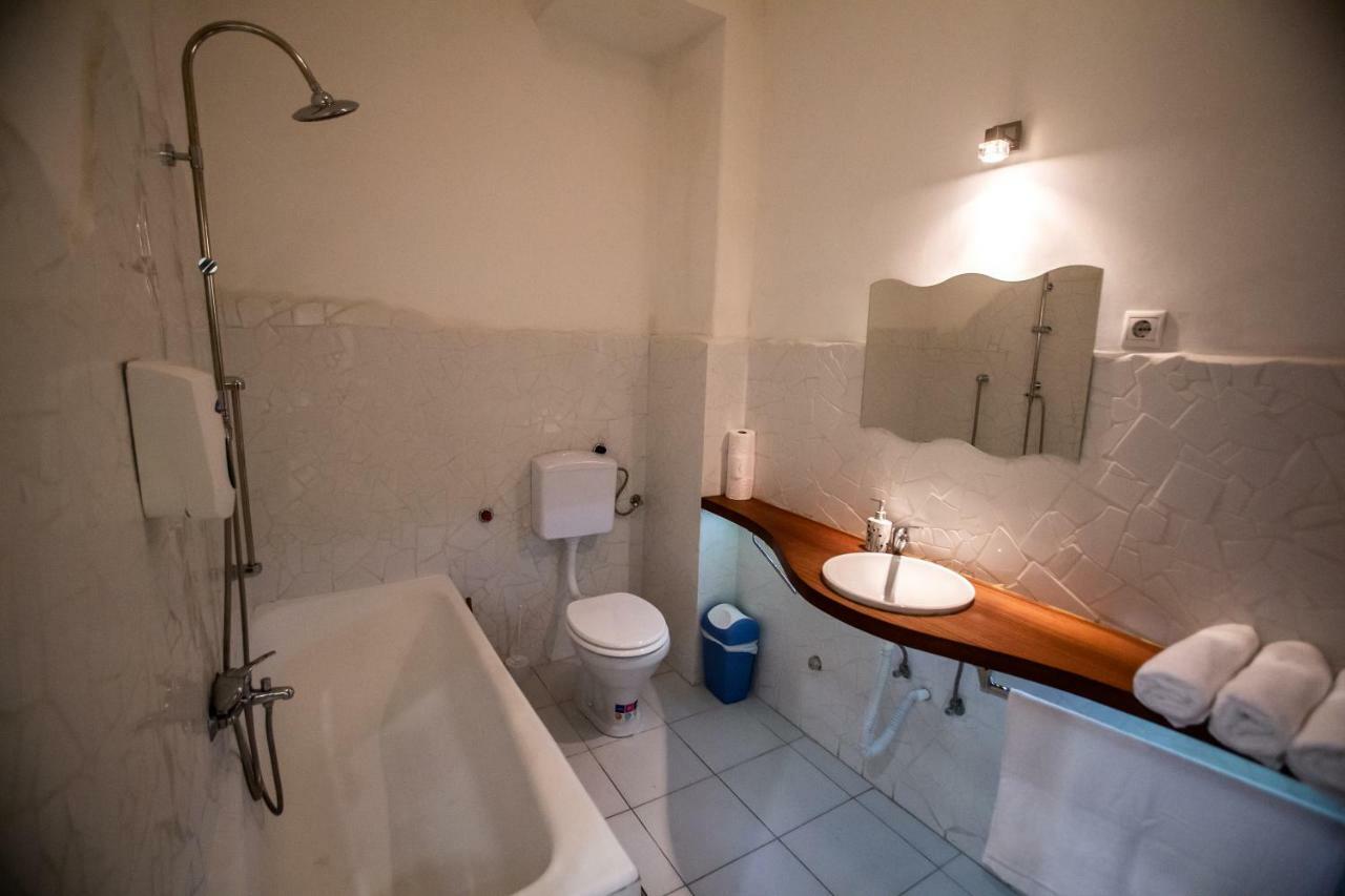 Top Location Budapest Exterior photo